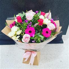 Summer handtied