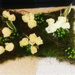 Roses and moss pillow