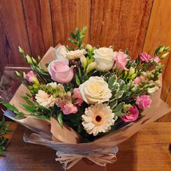 Pastel handtied